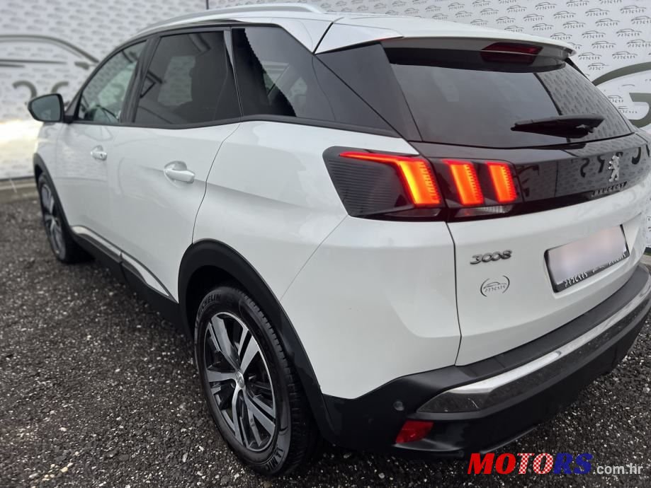 2019' Peugeot 3008 photo #6