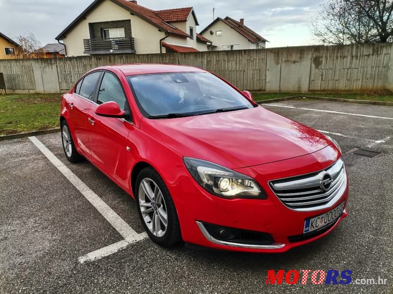 2014' Opel Insignia photo #3