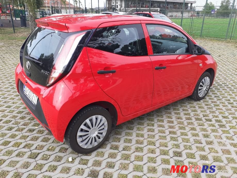 2017' Toyota Aygo 1,0 photo #6
