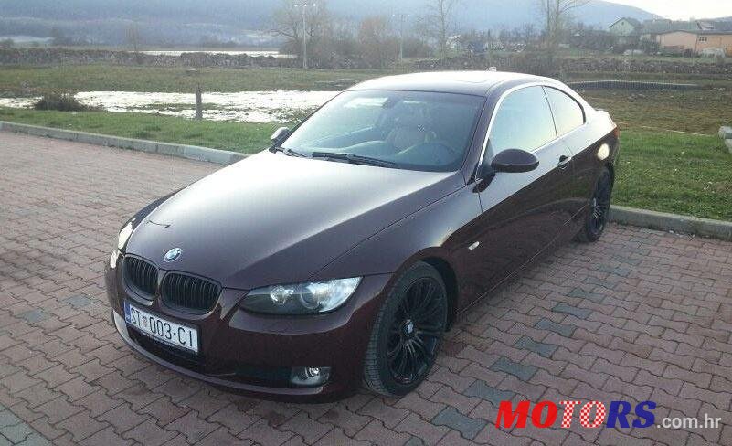 2007' BMW Serija 3 330Ci photo #3