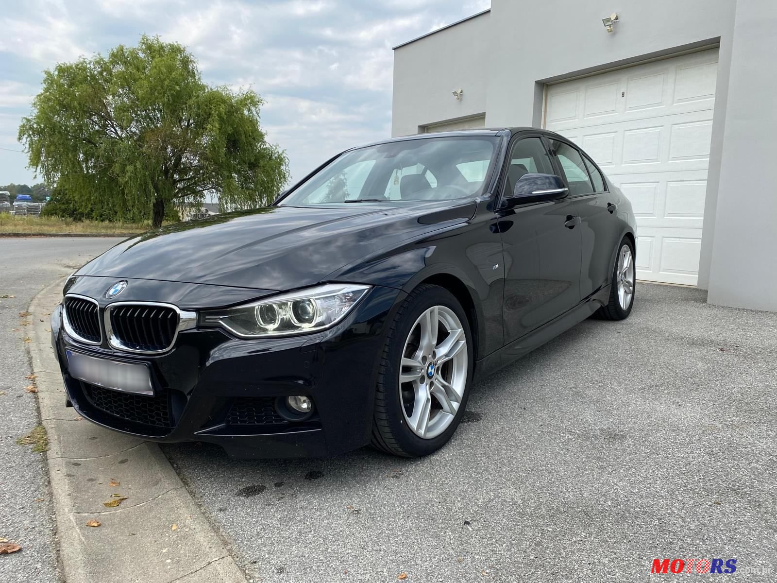 2014' BMW Serija 3 318D photo #1