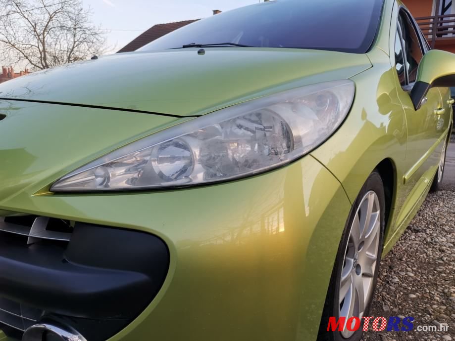 2008' Peugeot 207 Sport photo #3