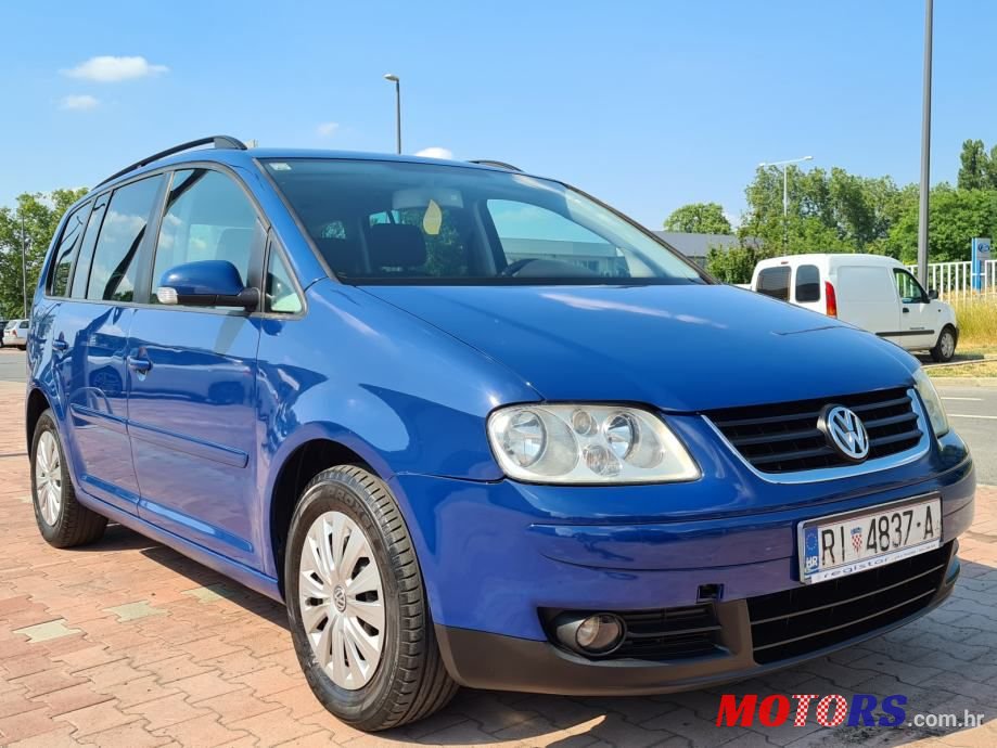 2005' Volkswagen Touran 2,0 Tdi photo #4