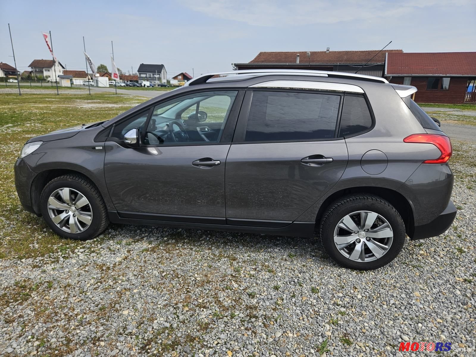 2015' Peugeot 2008 1,2 Vti photo #3