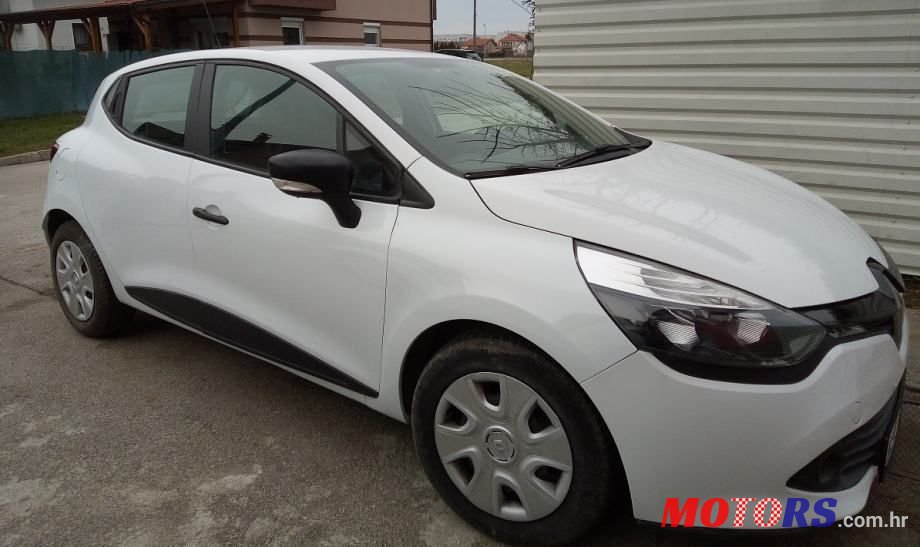 2015' Renault Clio Dci 75 photo #1
