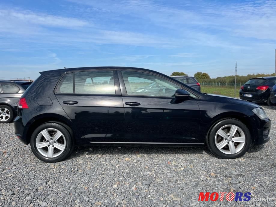 2012' Volkswagen Golf 7 photo #2