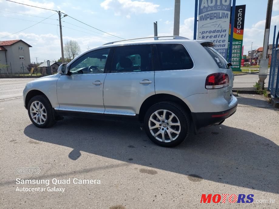 2007' Volkswagen Touareg photo #6