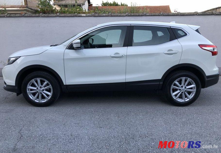 2015' Nissan Qashqai 1,5 Dci photo #1