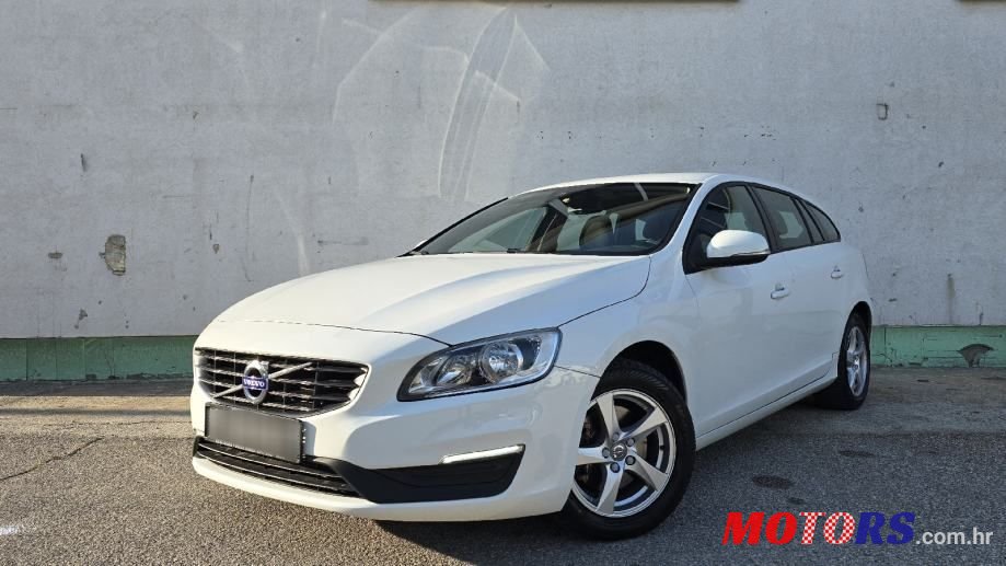 2017' Volvo V60 2.0 D2 photo #1