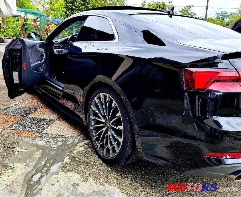 2018' Audi A5 Coupe photo #5