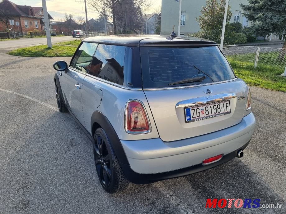 2008' MINI Cooper photo #5
