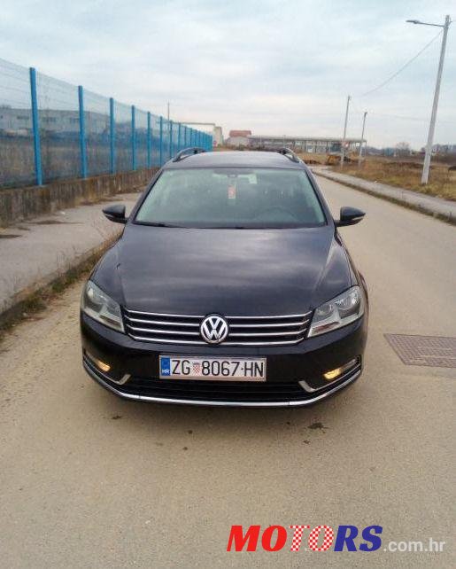 2011' Volkswagen Passat Variant 2,0 Tdi Bmt photo #1