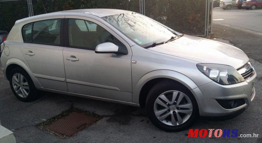 2008' Opel Astra 1,7 CDTI Sport photo #1