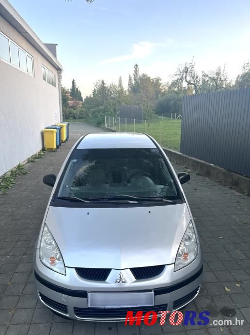 2006' Mitsubishi Colt 1,3 photo #2