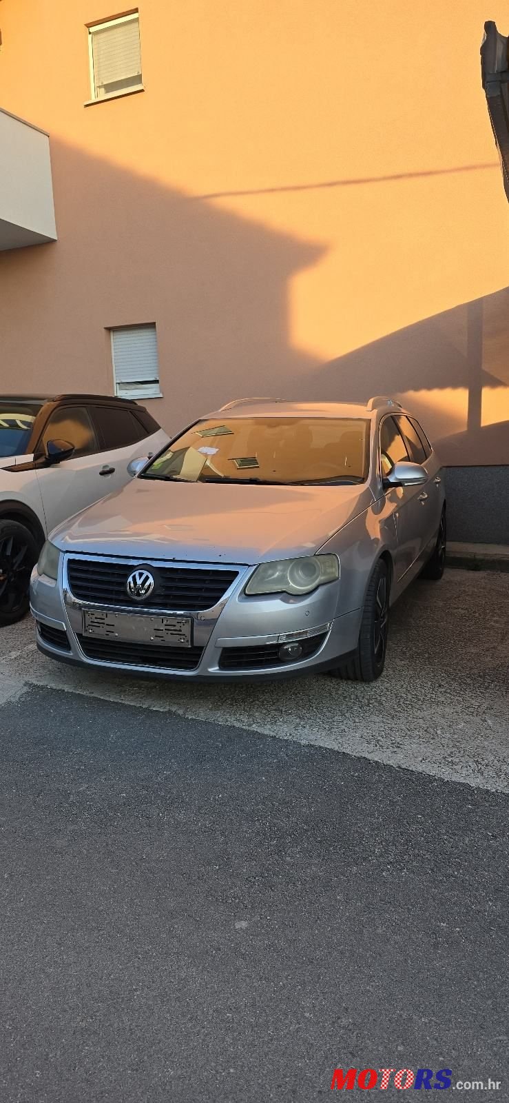 2007' Volkswagen Passat Variant photo #1