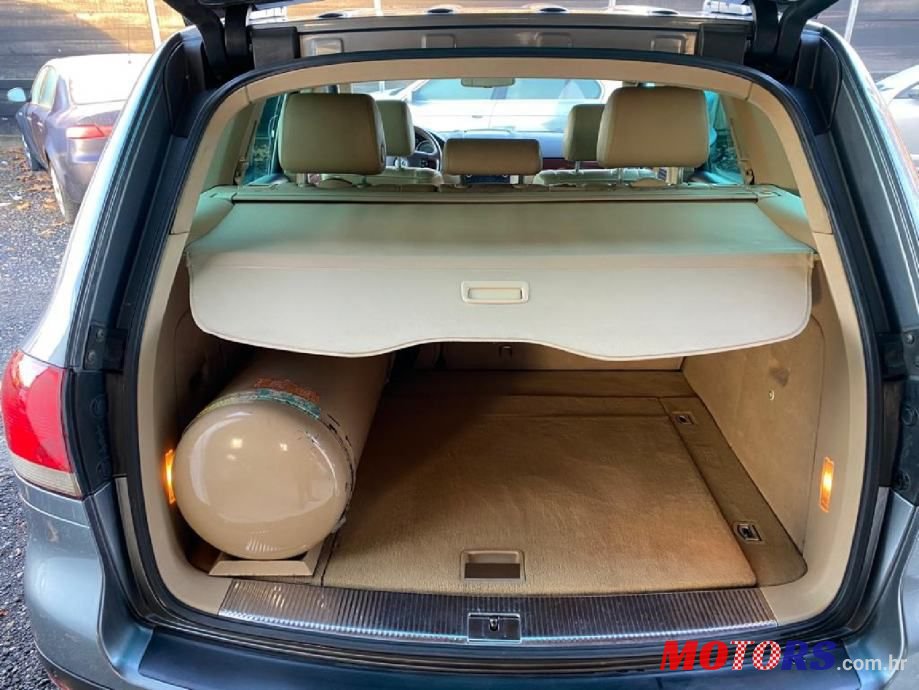 2003' Volkswagen Touareg 3,2 V6 photo #4