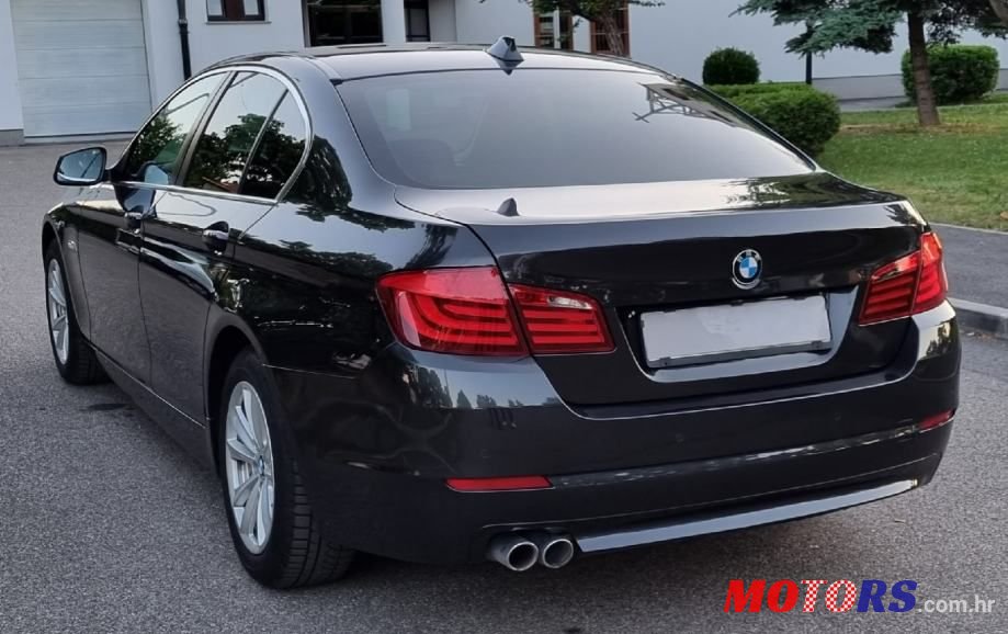 2011' BMW Serija 5 525D photo #6