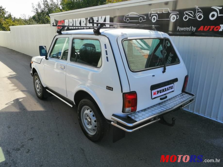 2006' Lada Niva 1700 photo #6