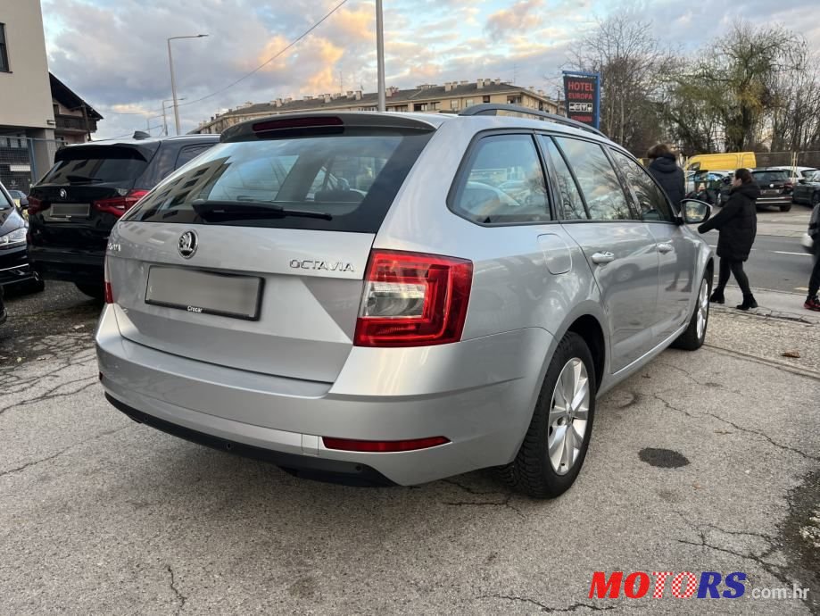 2018' Skoda Octavia Combi photo #6