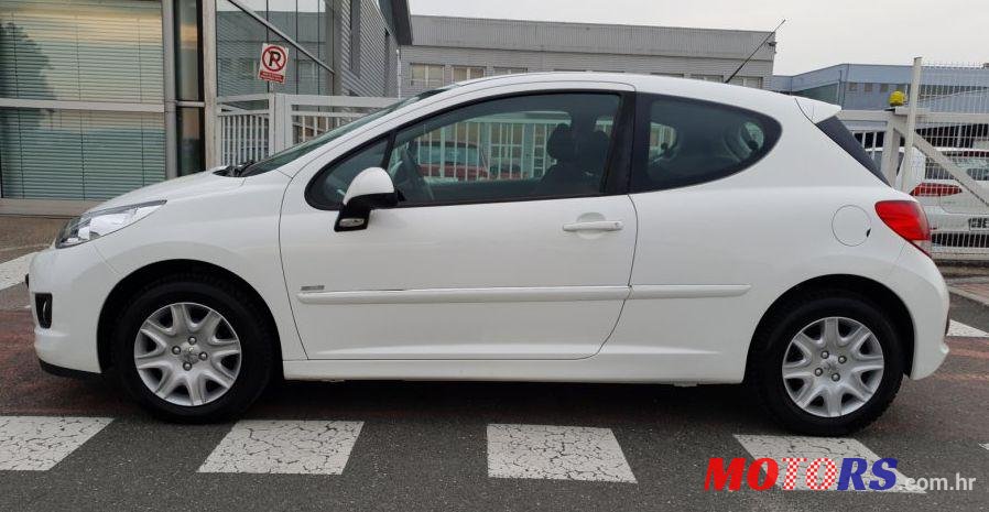 2010' Peugeot 207 Sport 1,6 Hdi photo #1