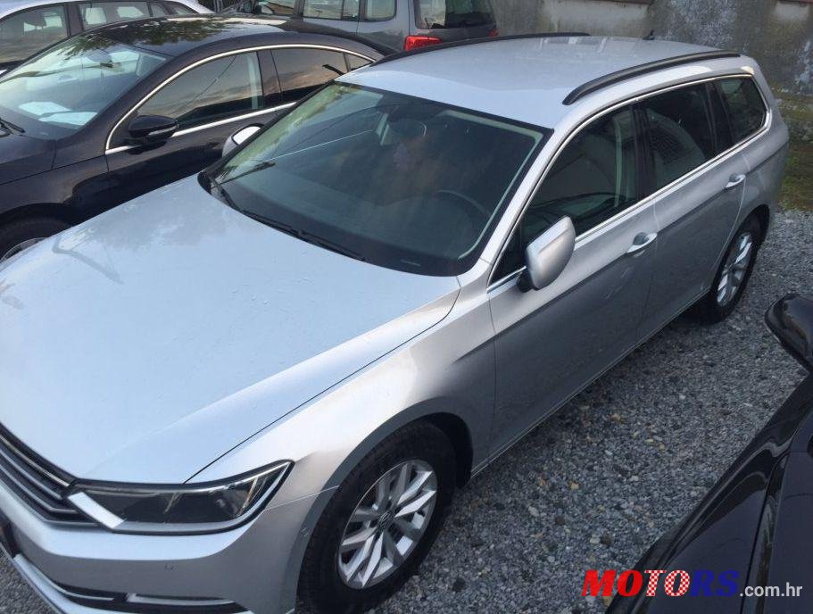 2015' Volkswagen Passat Variant photo #3