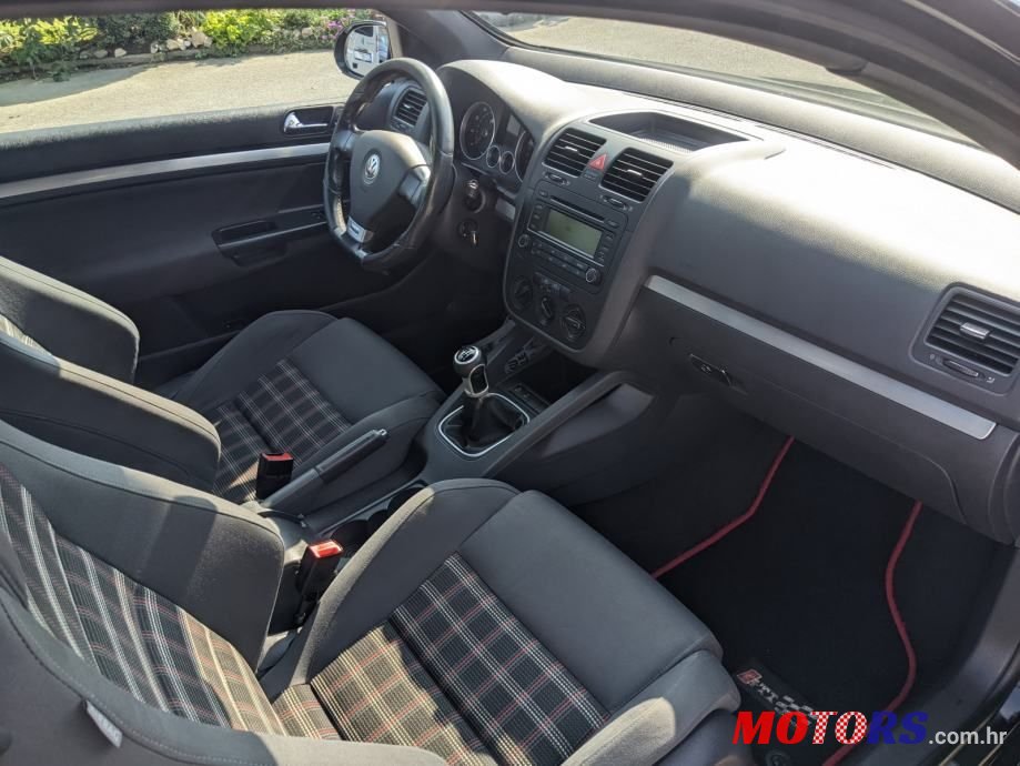 2005' Volkswagen Golf IV Gti 2,0 Tfsi photo #5