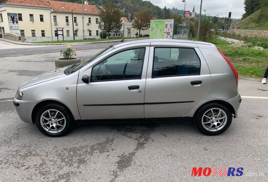 2001' Fiat Punto 1,2 Sx photo #1