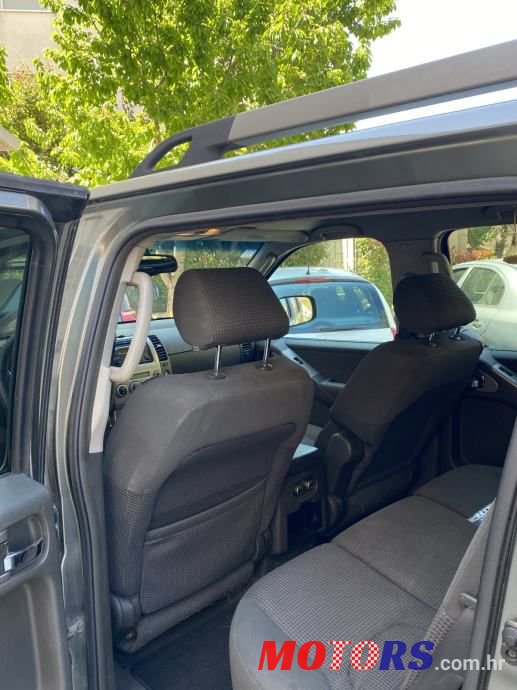 2006' Nissan Pathfinder 2,5 Dci Xe photo #3