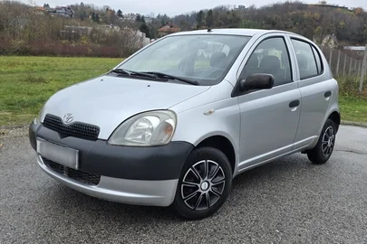 2003' Toyota Yaris 1,0 Vvt-I