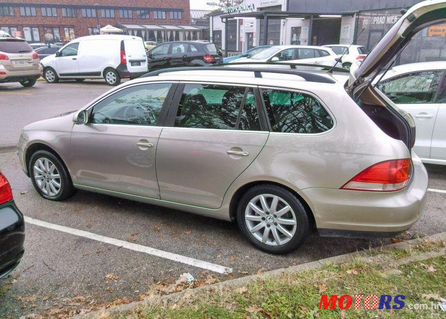 2008' Volkswagen Golf V 1,6 photo #1