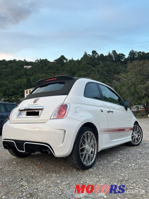 2011' Fiat Abarth 500 photo #3