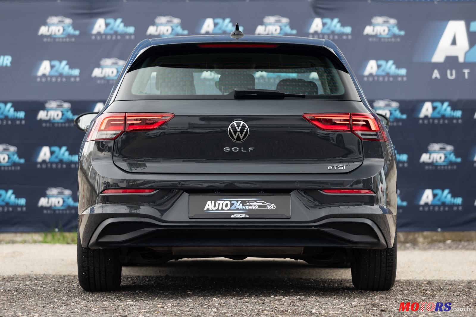 2021' Volkswagen Golf VIII 1,0 Etsi photo #3