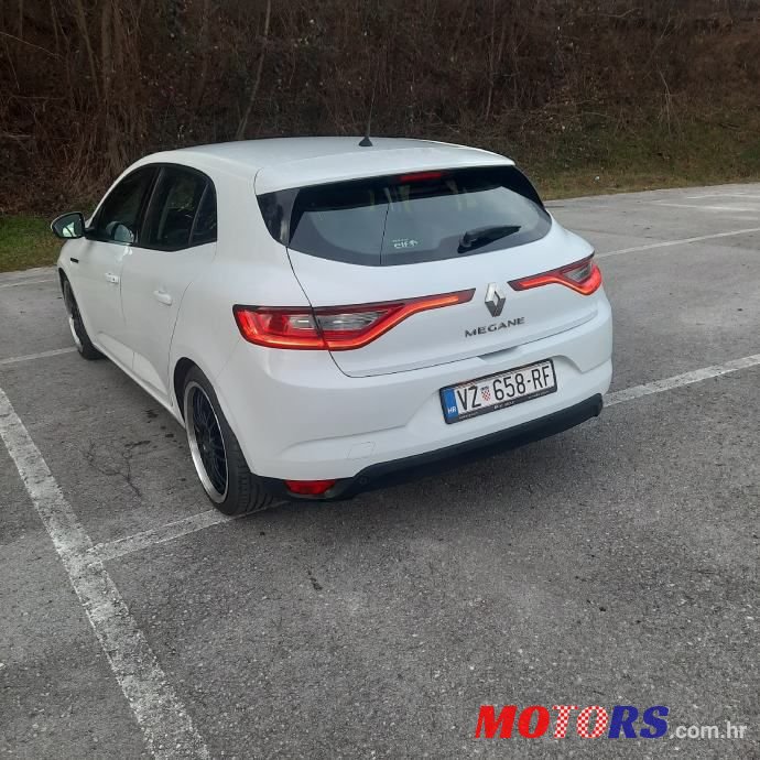 2017' Renault Megane Dci 110 photo #2