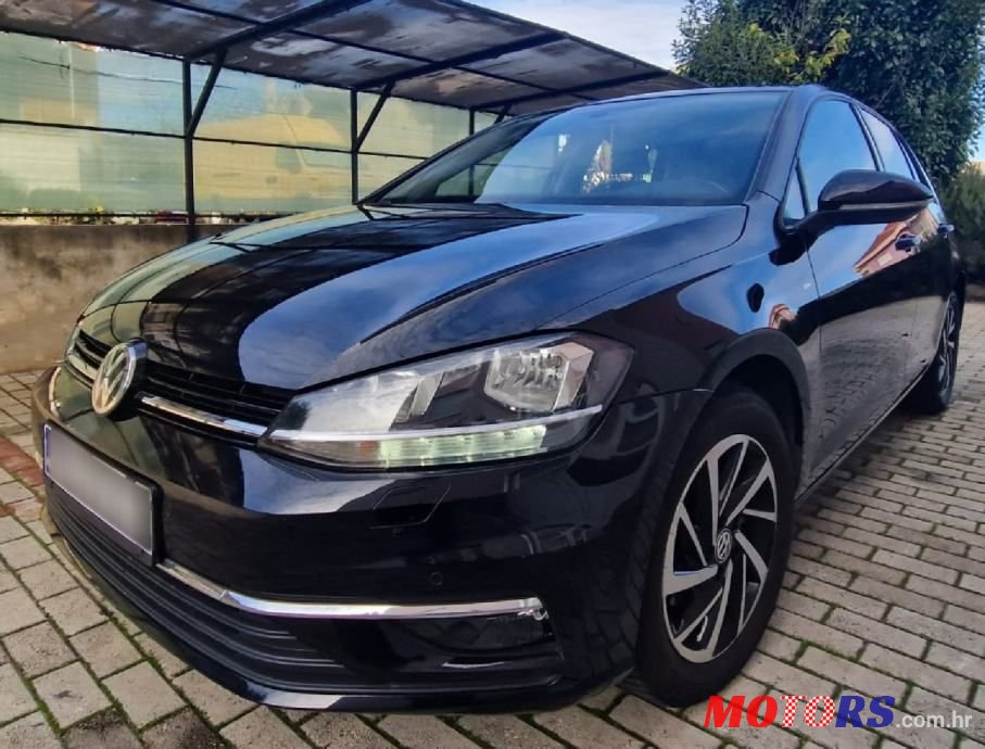 2018' Volkswagen Golf 7 1,6 Tdi photo #1