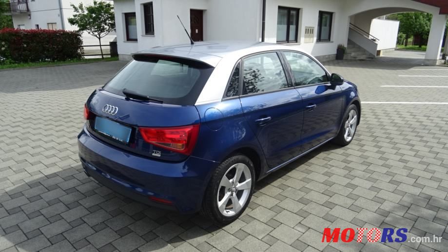 2015' Audi A1 1,4 Tdi photo #2