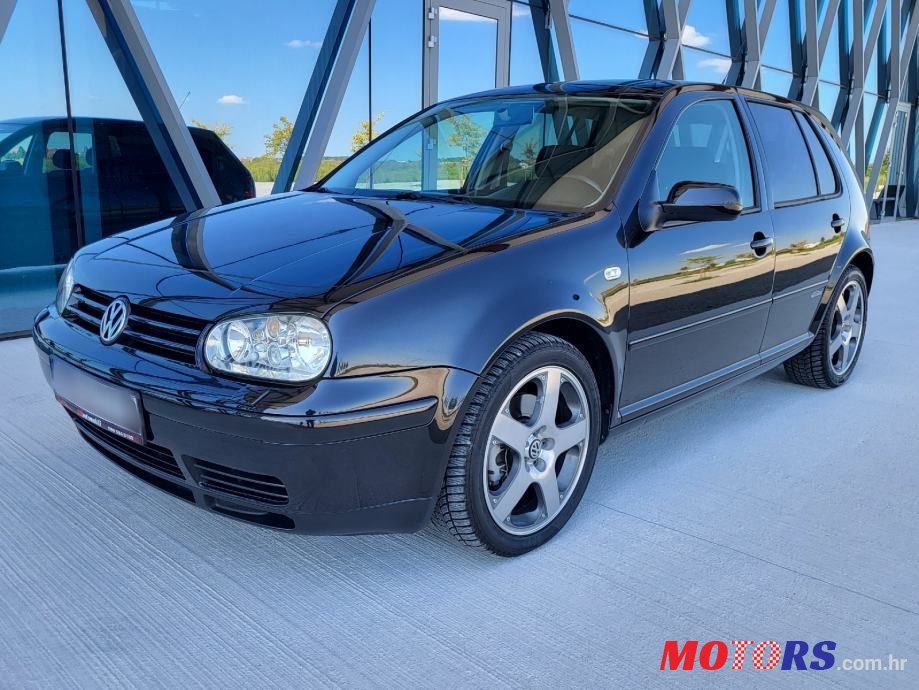 2002' Volkswagen Golf 4 1,9 Tdi photo #1