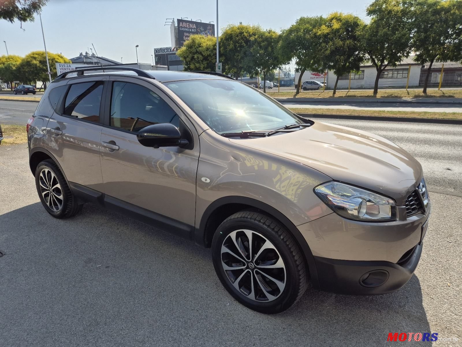 2013' Nissan Qashqai 1,6 Dci photo #1