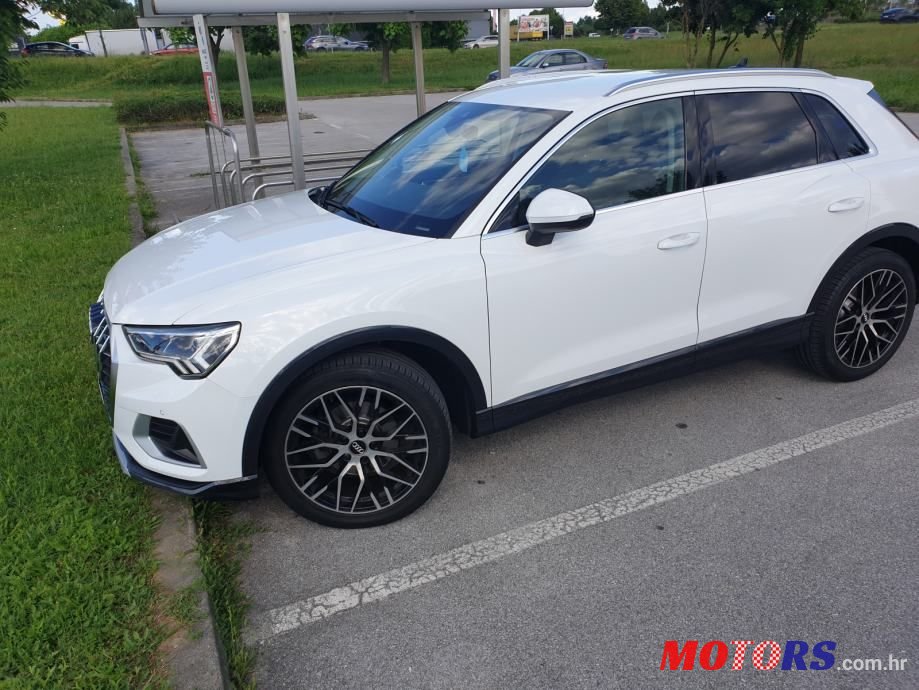 2019' Audi Q3 35 Tdi photo #4