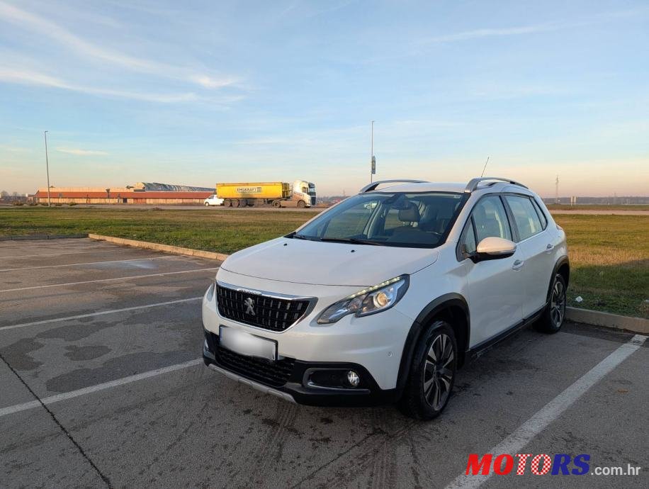 2017' Peugeot 2008 1,2 allure photo #7
