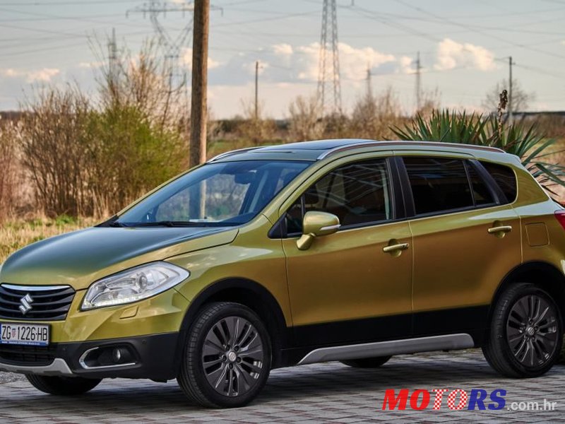 2014' Suzuki Sx4 S-Cross photo #2