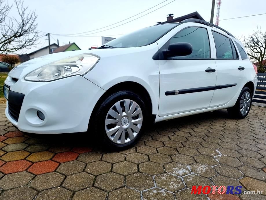 2011' Renault Clio 1,5 Dci photo #2