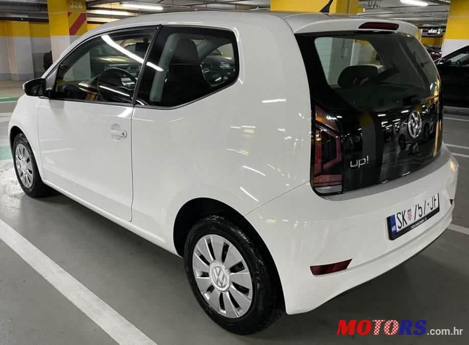 2017' Volkswagen Up! 1,0 photo #4