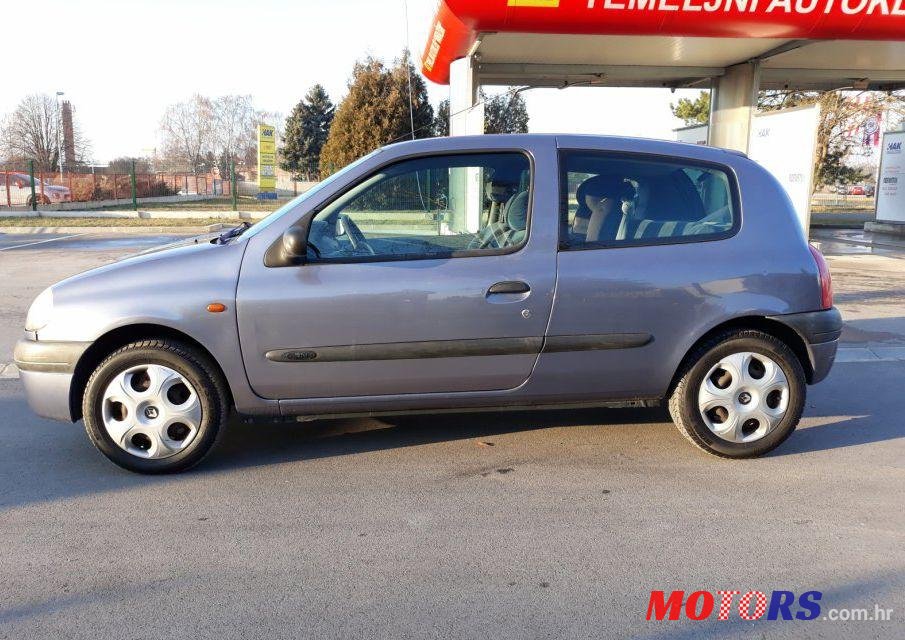 1999' Renault Clio 1,2 photo #1