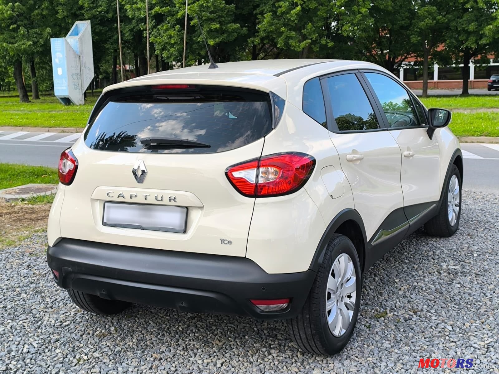 2014' Renault Captur Tce 90 photo #5