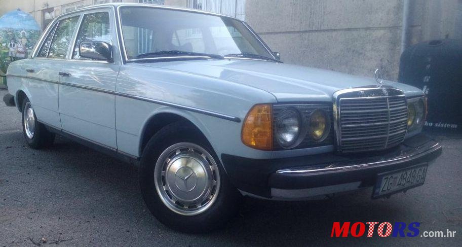 1978' Mercedes-Benz 123 240 photo #1