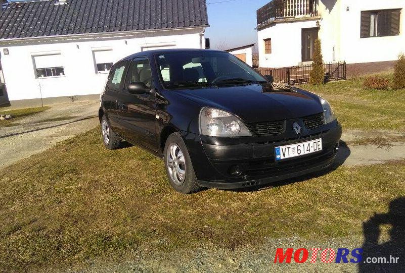 2004' Renault Clio 1,5 Dci photo #1