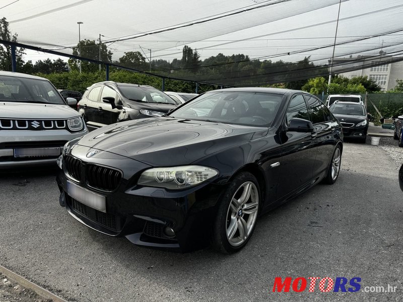 2012' BMW Serija 5 530Xd photo #1