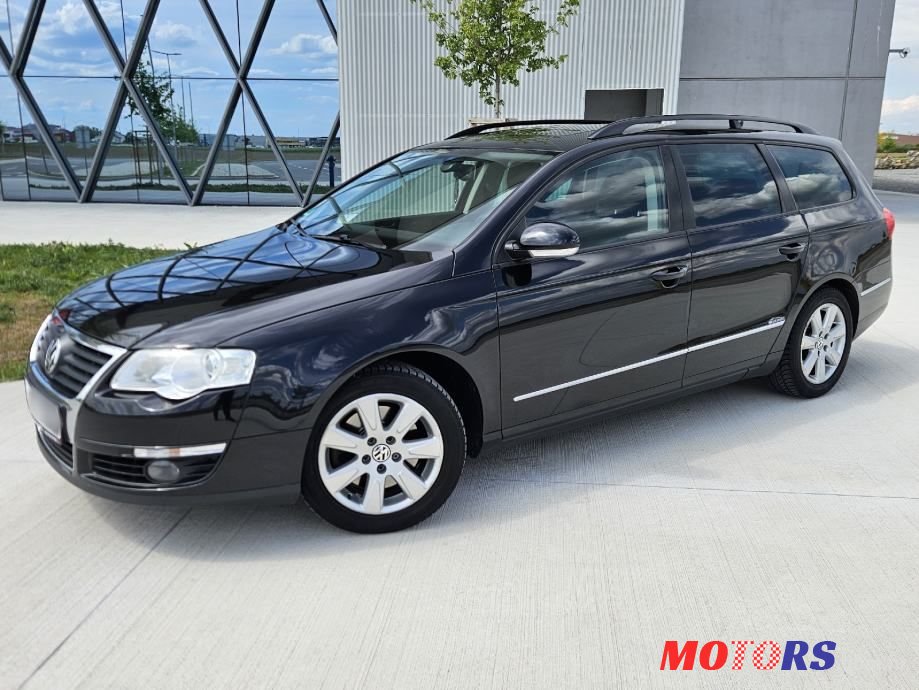 2008' Volkswagen Passat Variant photo #1