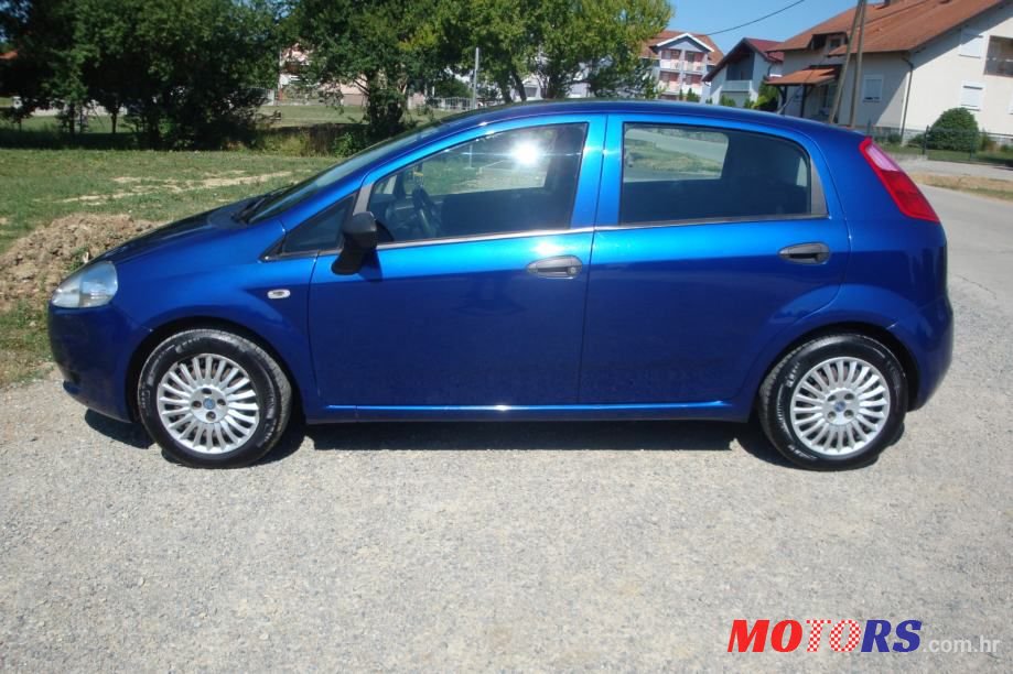 2007' Fiat Punto photo #2