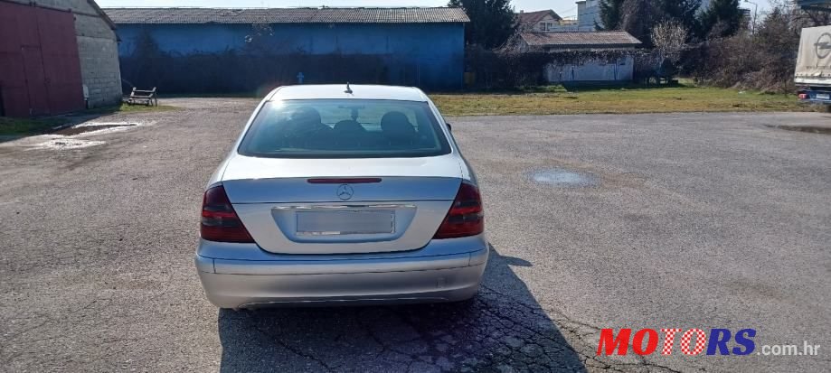 2005' Mercedes-Benz E-Klasa 200 Cdi photo #6